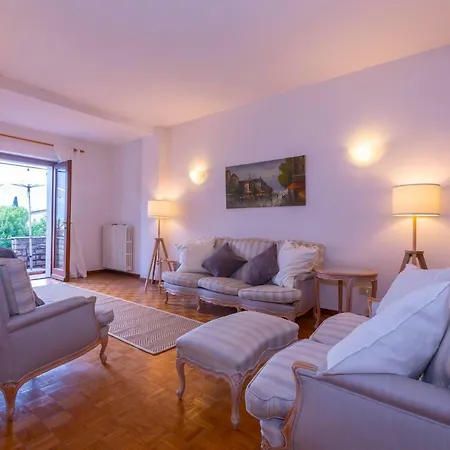 Brentano Magnifico Apartment *