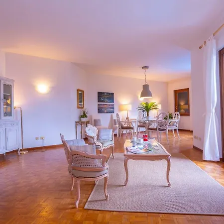 Apartment Brentano Magnifico Lezzeno